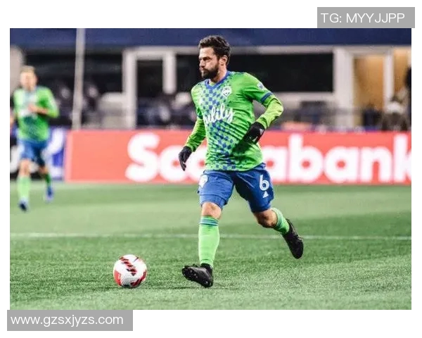 芝加哥火焰与波兰多城的激烈对决展现足球魅力与团队精神