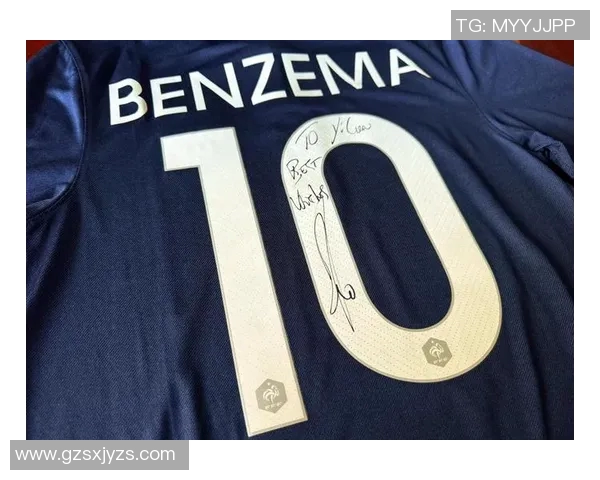 本泽马:从足球天才到传奇前锋的辉煌旅程与未来展望 本泽马:从足球天才到传奇前锋的辉煌旅程与未来展望