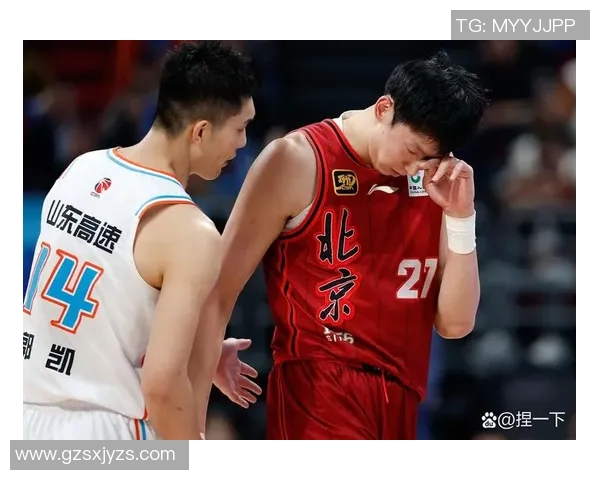 CBA精彩对决辽宁队迎战山东队势均力敌谁能笑到最后