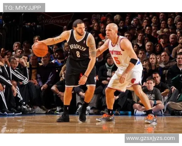 基德篮网对决魔术球队展现精彩篮球对抗与战术较量