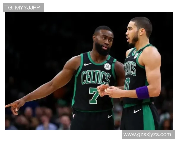 快船与凯尔特人精彩对决回放分析及赛后精彩瞬间回顾 快船与凯尔特人精彩对决回放分析及赛后精彩瞬间回顾